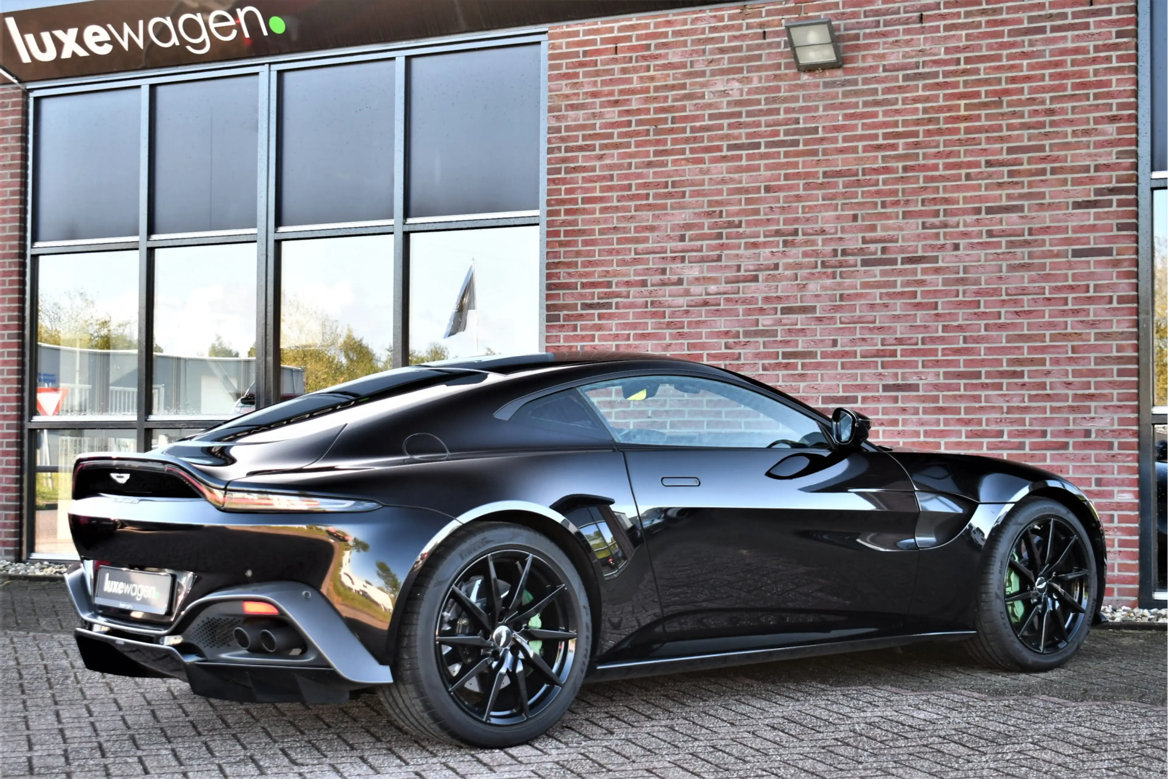 Aston Martin Vantage 4.0 V8 Carbon-ext | Ceramic-brakes | 26dkm — photo 50