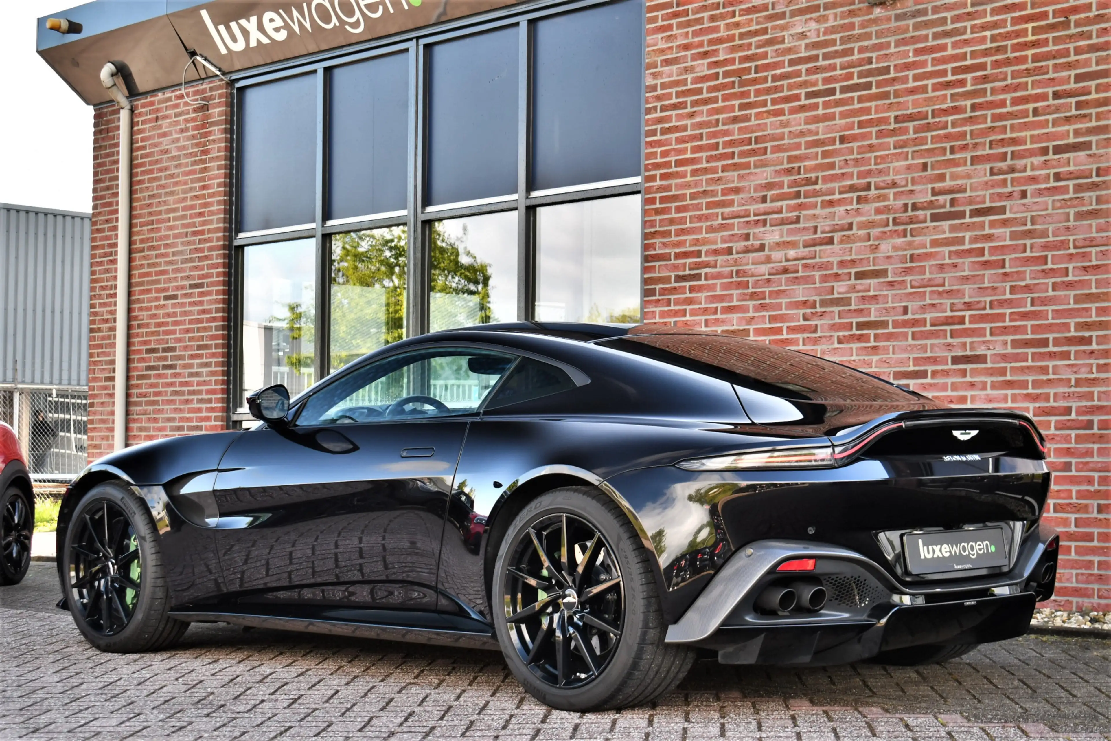 Aston Martin Vantage 4.0 V8 Carbon-ext | Ceramic-brakes | 26dkm — photo 6