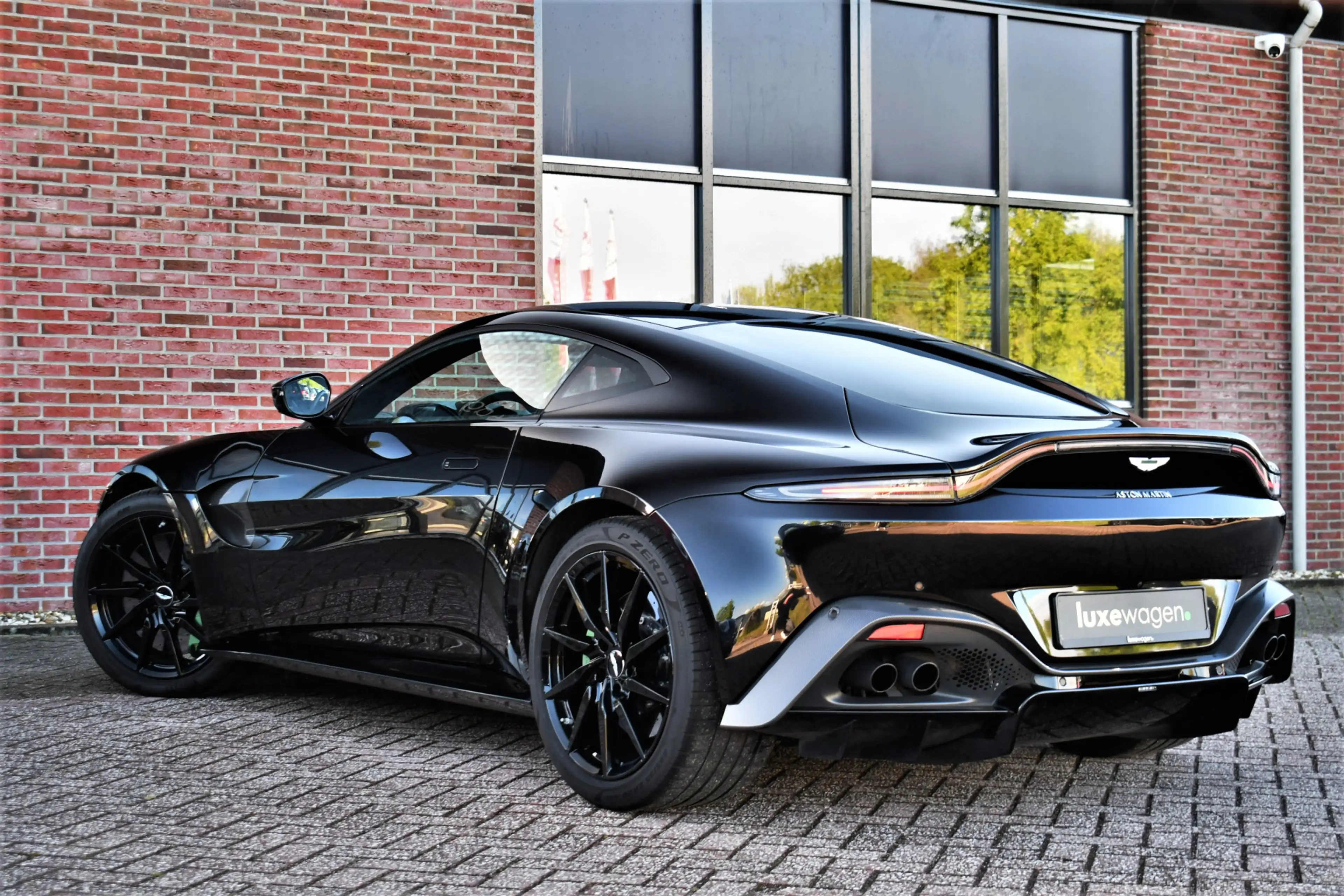 Aston Martin Vantage 4.0 V8 Carbon-ext | Ceramic-brakes | 26dkm — photo 19
