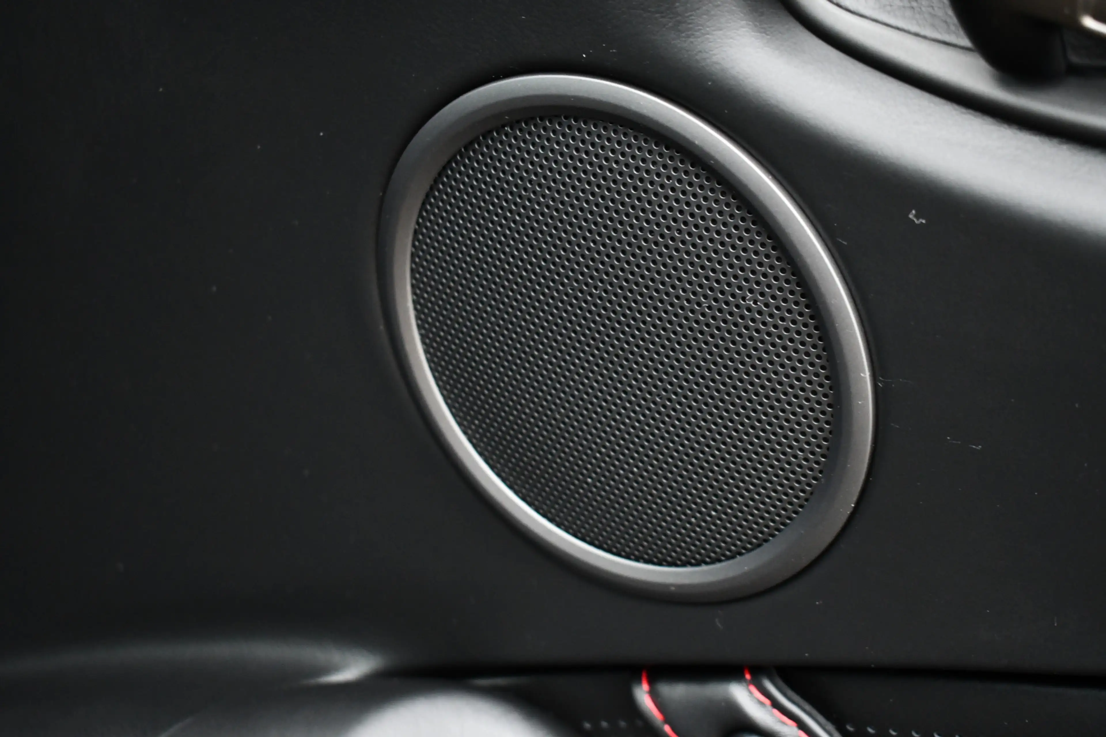 Aston Martin Vantage 4.0 V8 Carbon-ext | Ceramic-brakes | 26dkm — photo 36