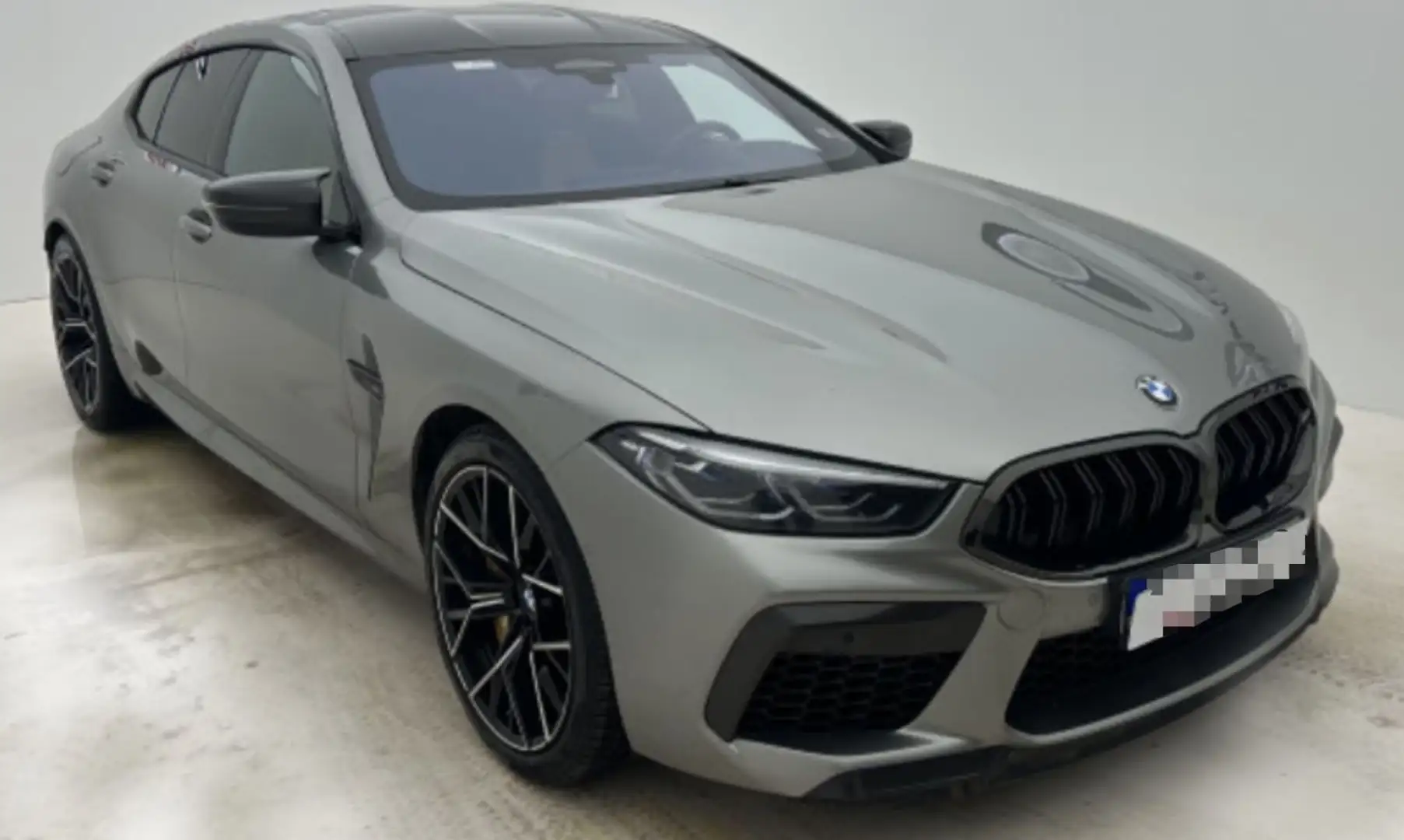 BMW M8 Competition xDrive Gand Coupé Grey - 1