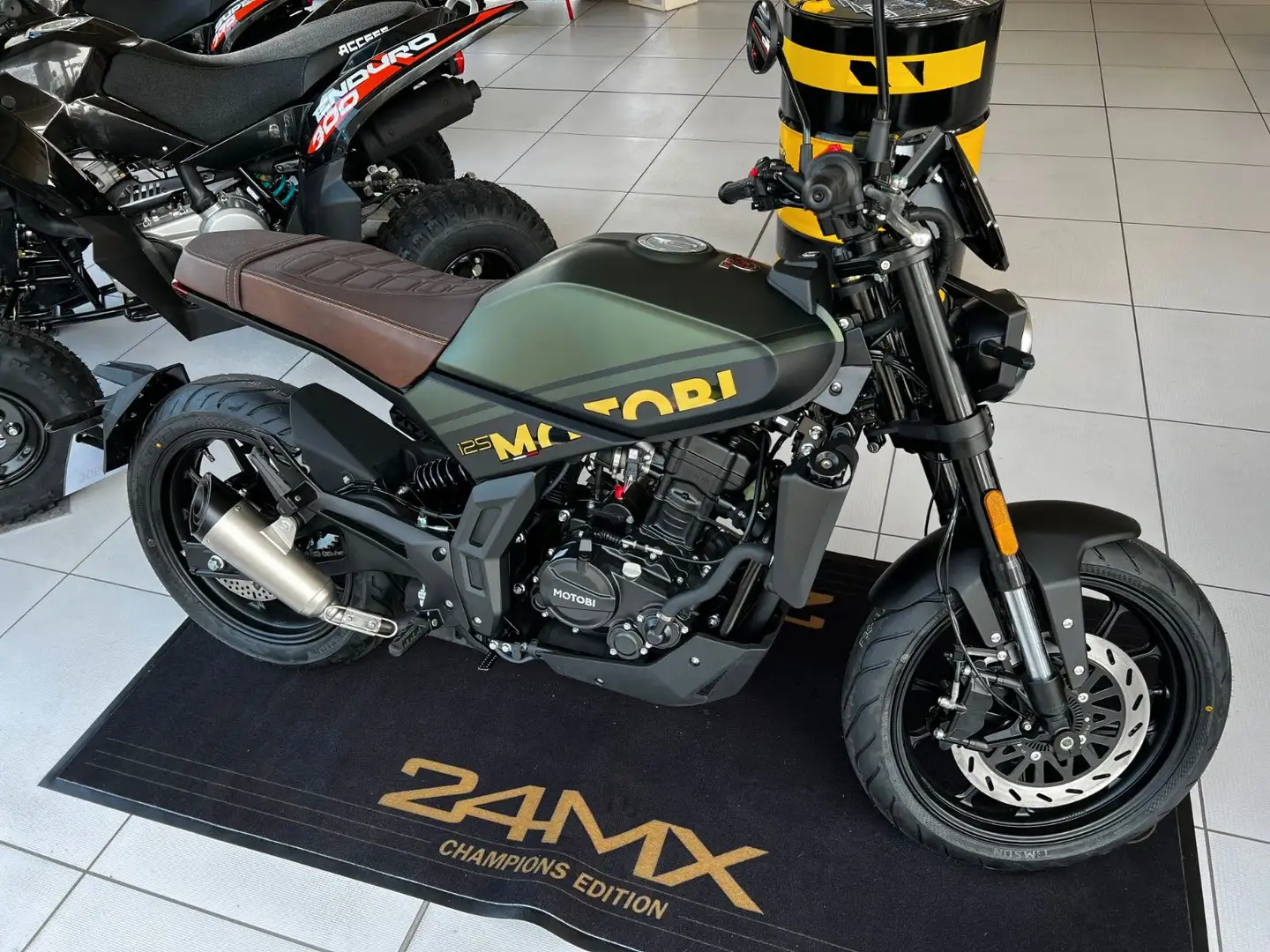 Motobi DL 125 CR Zelená - 2