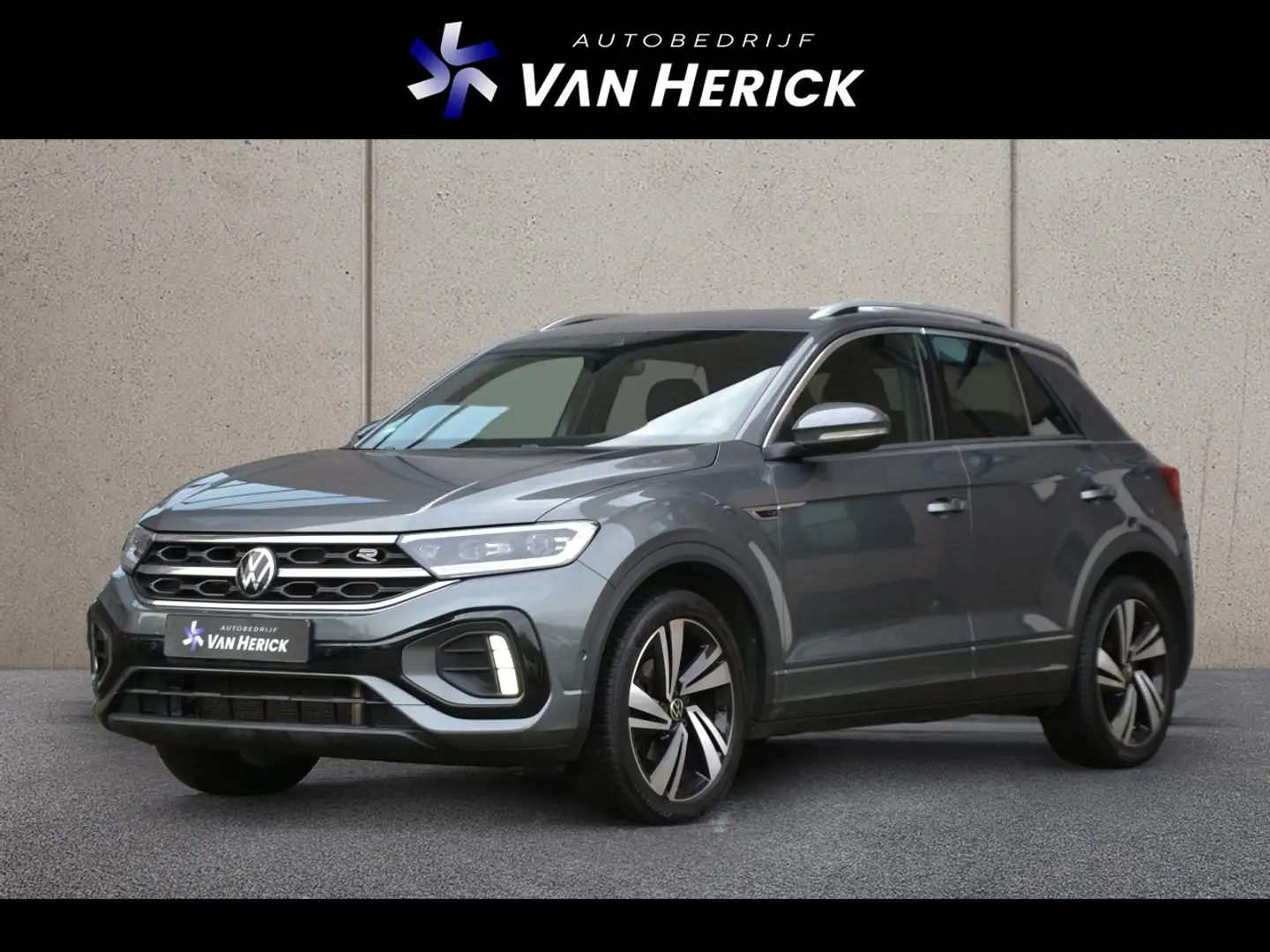 Volkswagen T-Roc 1.5 TSI R-Line 150PK Automaat | Navigatie | ACC | Grau - 1
