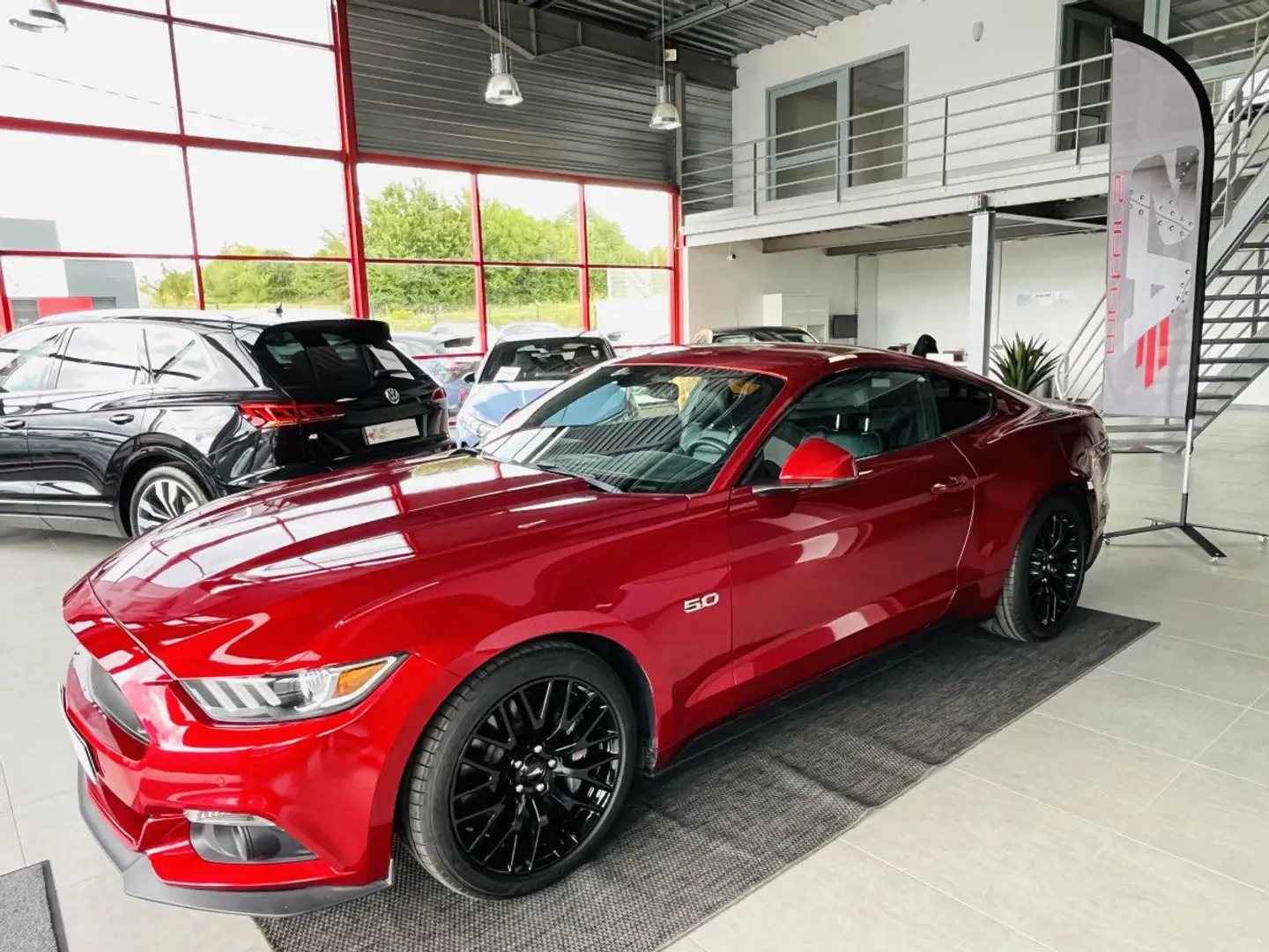 Ford Mustang FASTBACK 5,0 V8 421 GT GPS CAMERA REGULATEUR LIMIT Rouge - 1