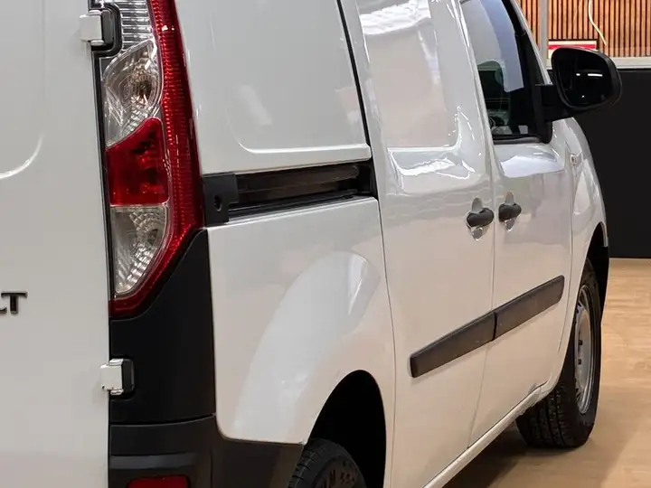 Renault Kangoo 2022, foto 19