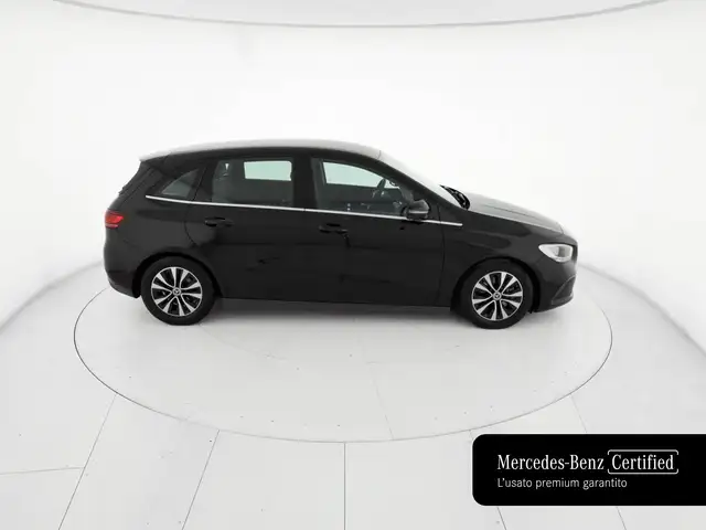 Mercedes-Benz B-Class view 5