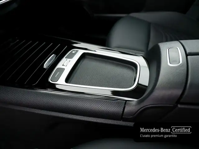Mercedes-Benz B-Class view 18