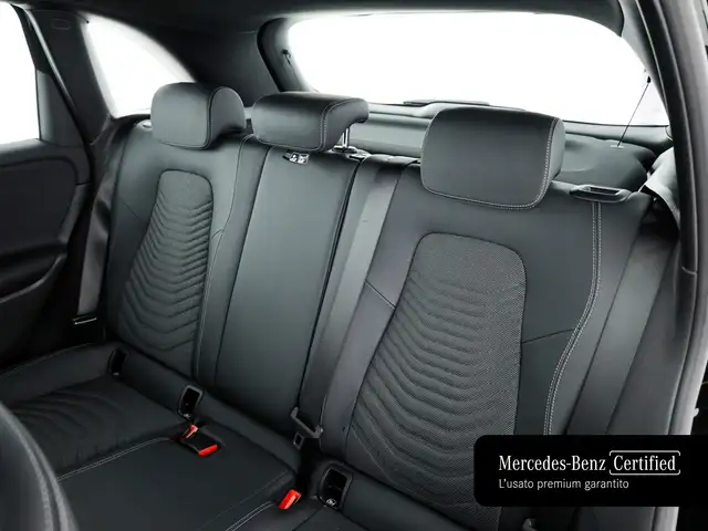 Mercedes-Benz B-Class view 14