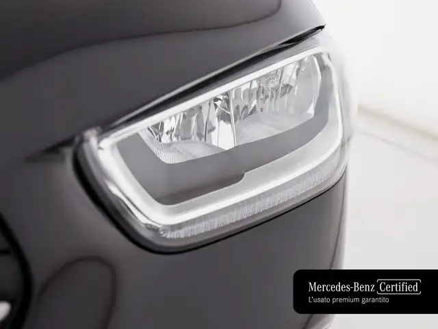 Mercedes-Benz B-Class view 8