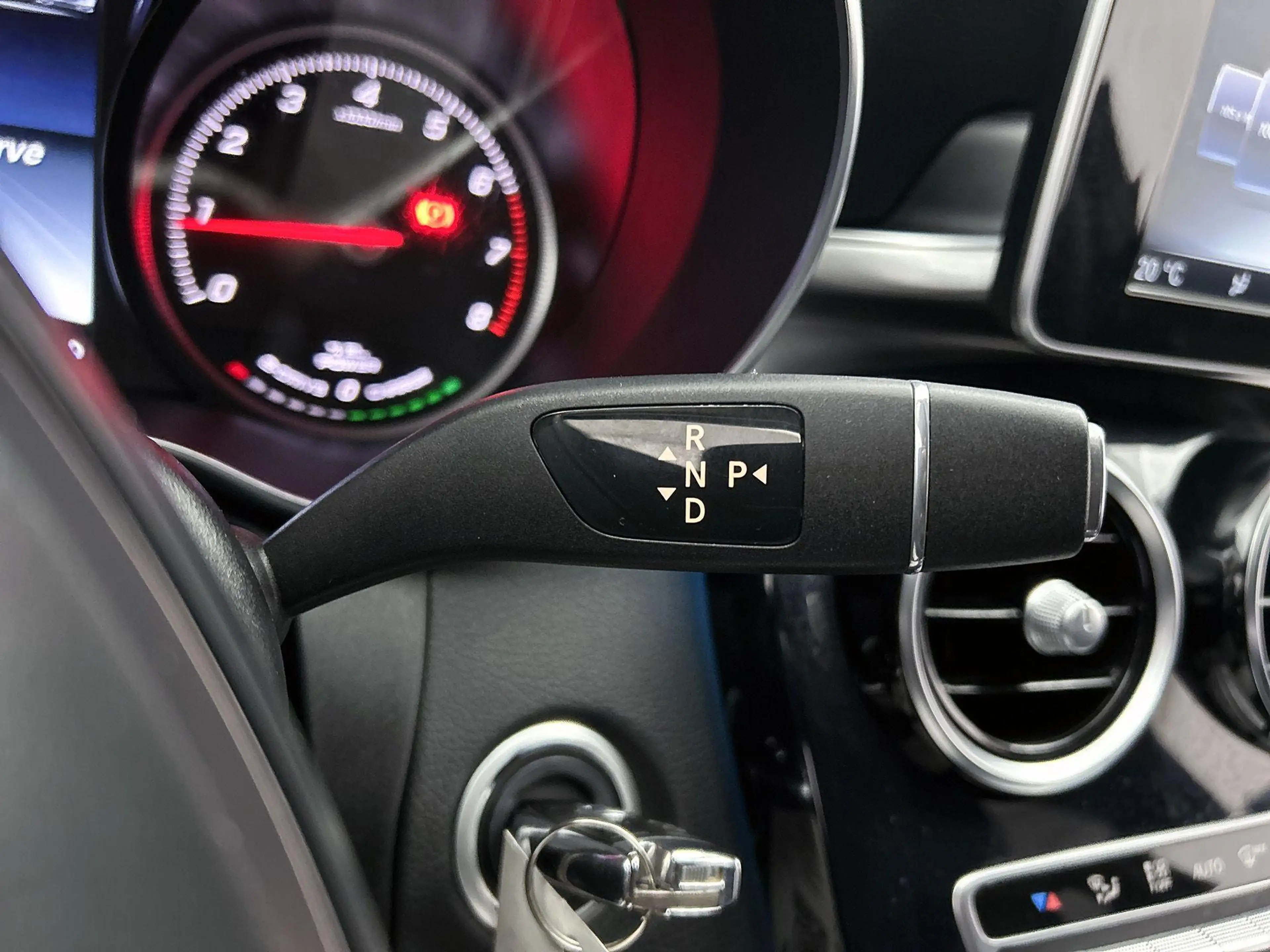 Mercedes-Benz C 350 e Lease Edition | Sfeerverlichting | Stoelverwarmi — photo 10