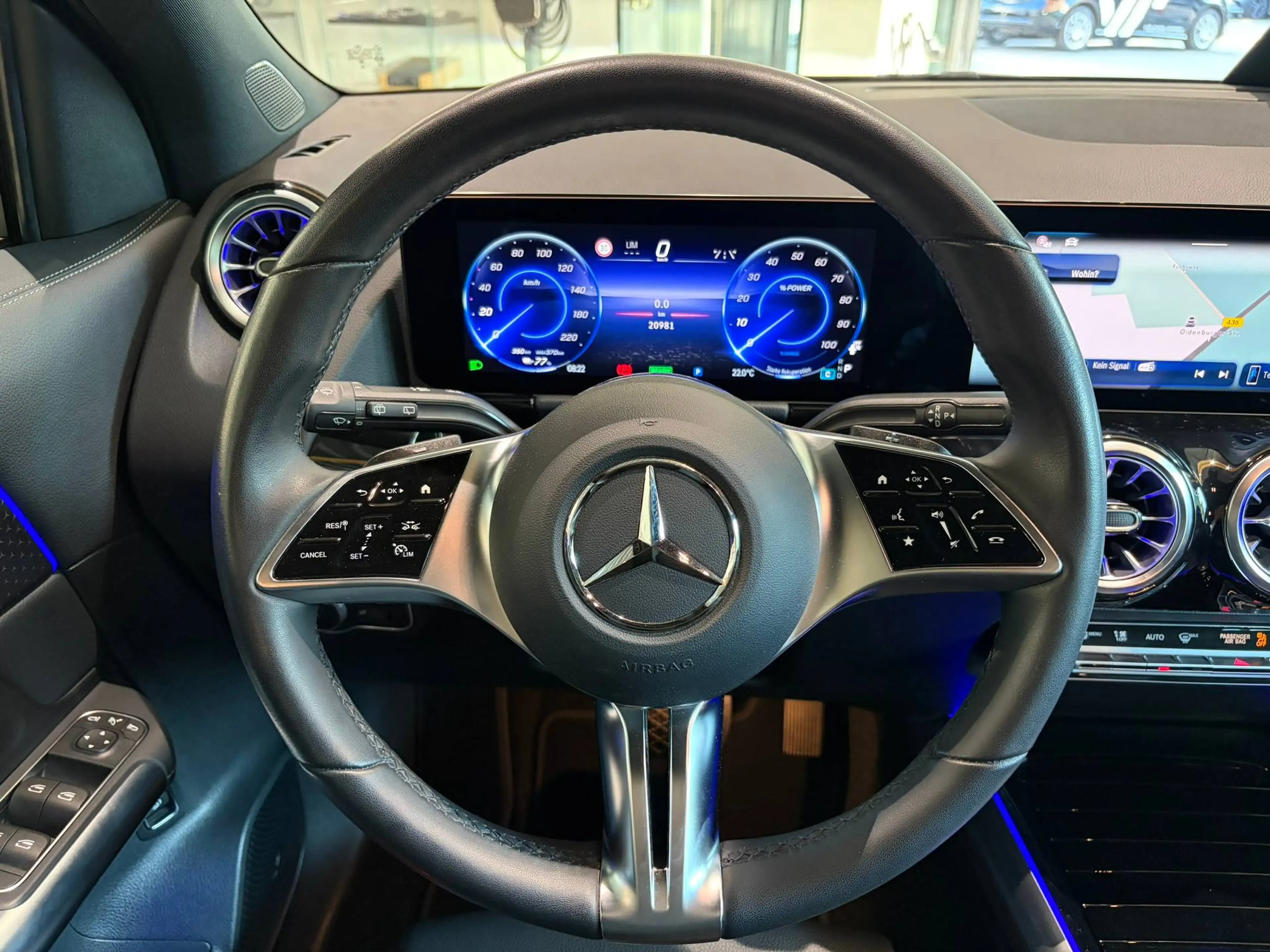 Mercedes-Benz EQA 300 EQA 300 4M /AHK/DISTRO/MEMORY/PLUS/KAMERA/ — photo 13