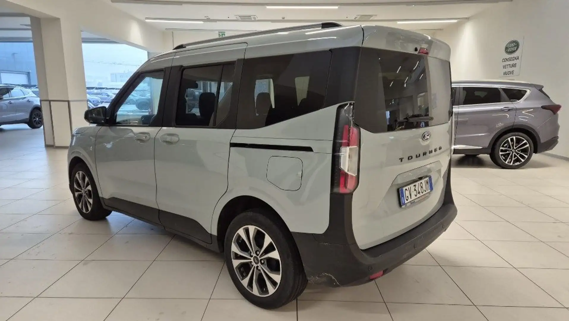 Ford Tourneo Courier 1.0 EcoBoost Titanium Grau - 2