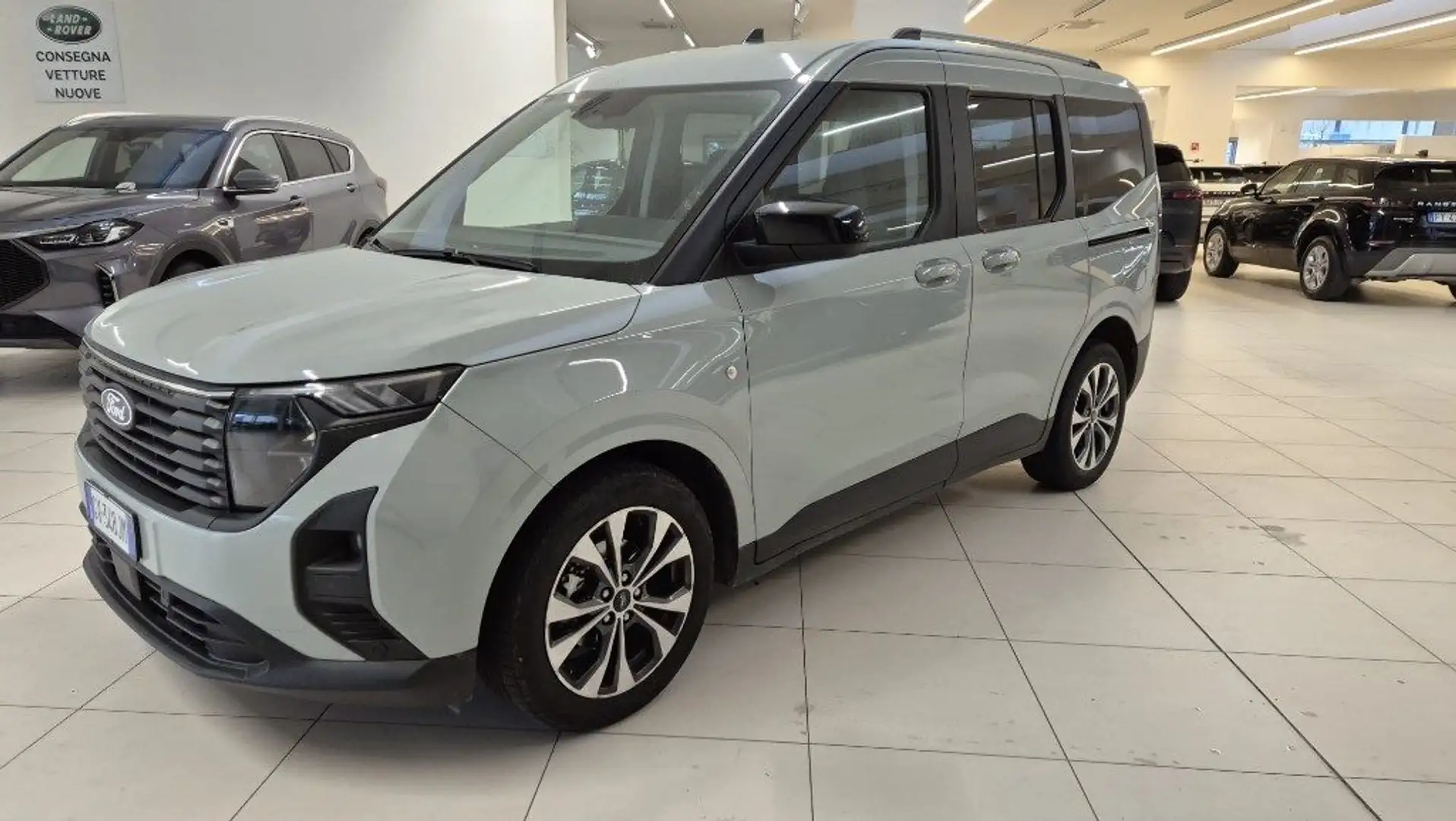 Ford Tourneo Courier 1.0 EcoBoost Titanium Grau - 1