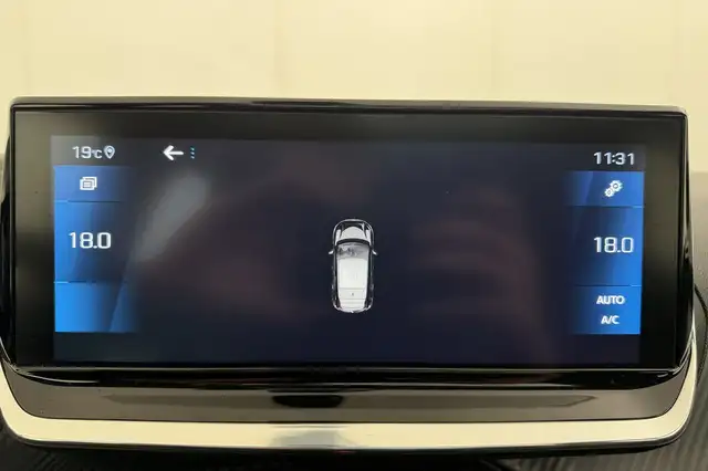 Peugeot 208 view 22