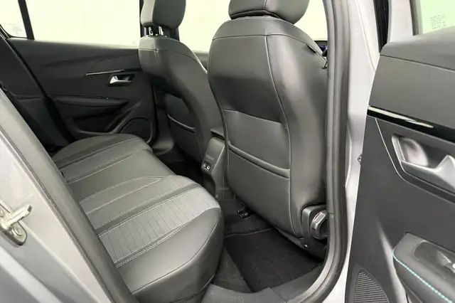Peugeot 208 view 15