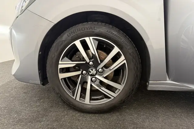 Peugeot 208 view 26