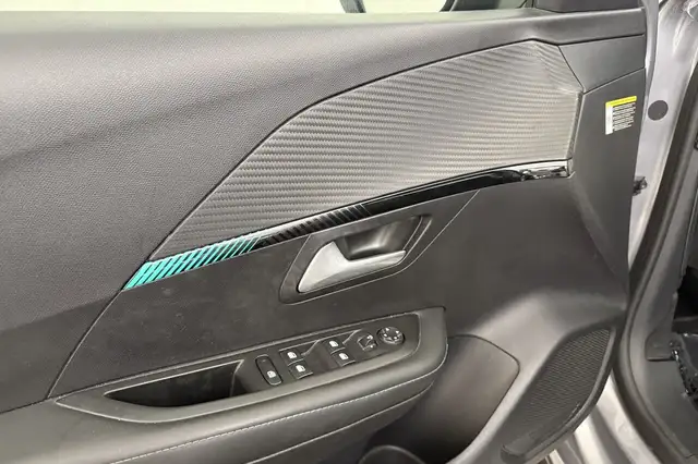 Peugeot 208 view 25