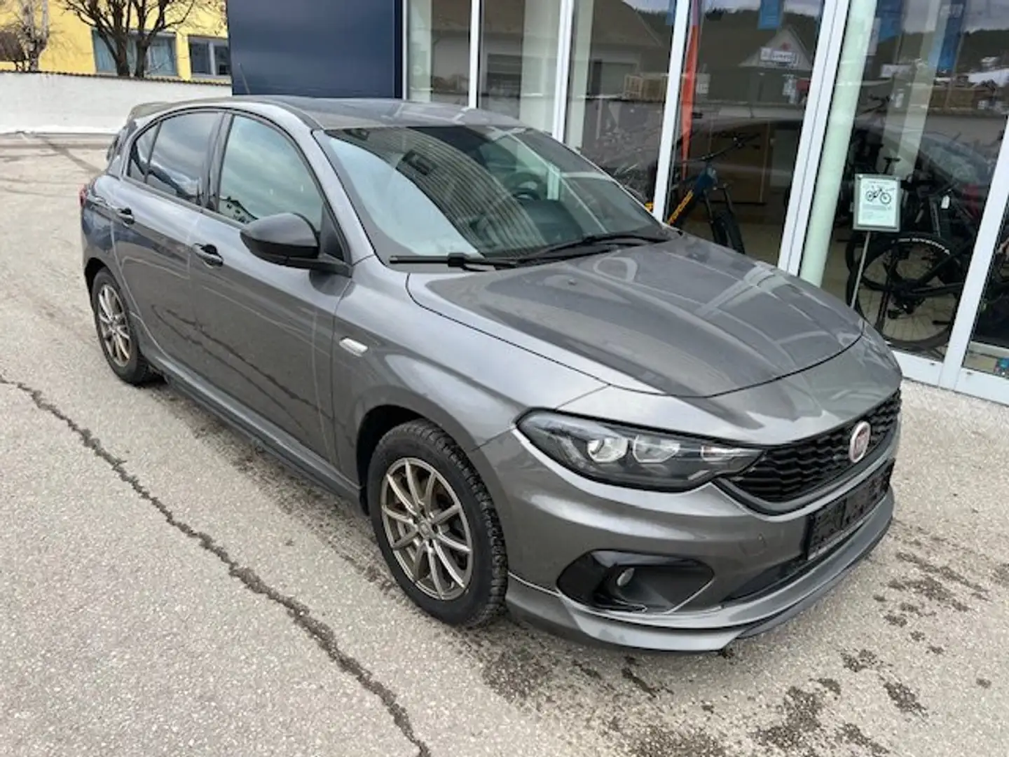Fiat Tipo MultiJet 120 SCR DCT S-Design *Diesel*Automatik* Grau - 1