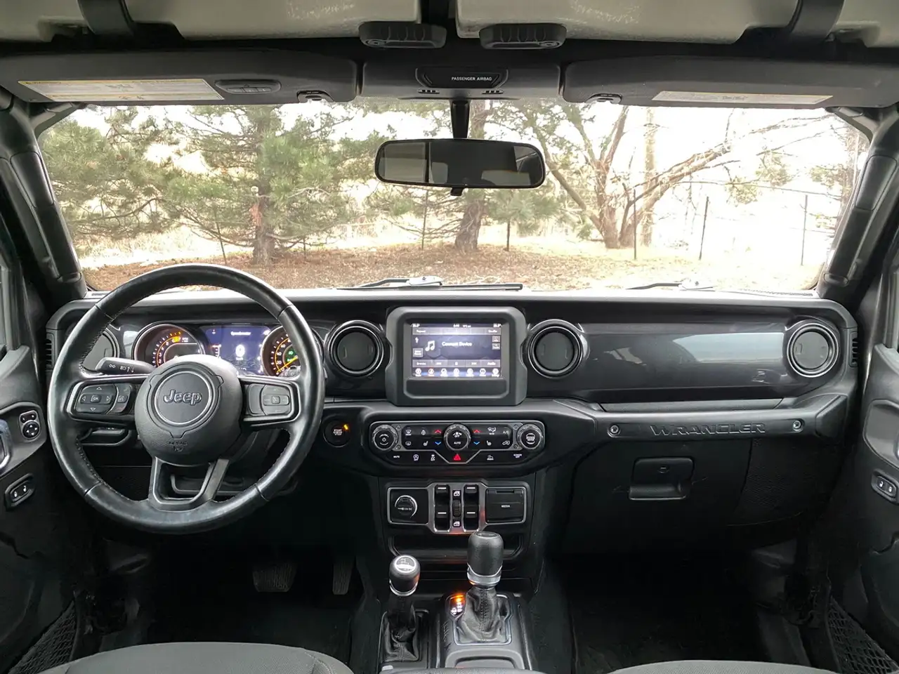 Jeep Wrangler снимка Jeep Wrangler