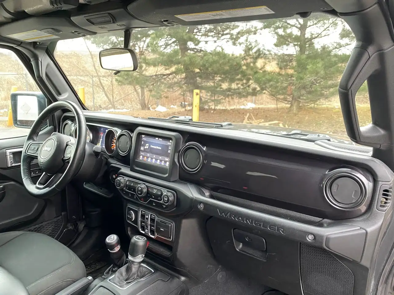 Jeep Wrangler снимка Jeep Wrangler