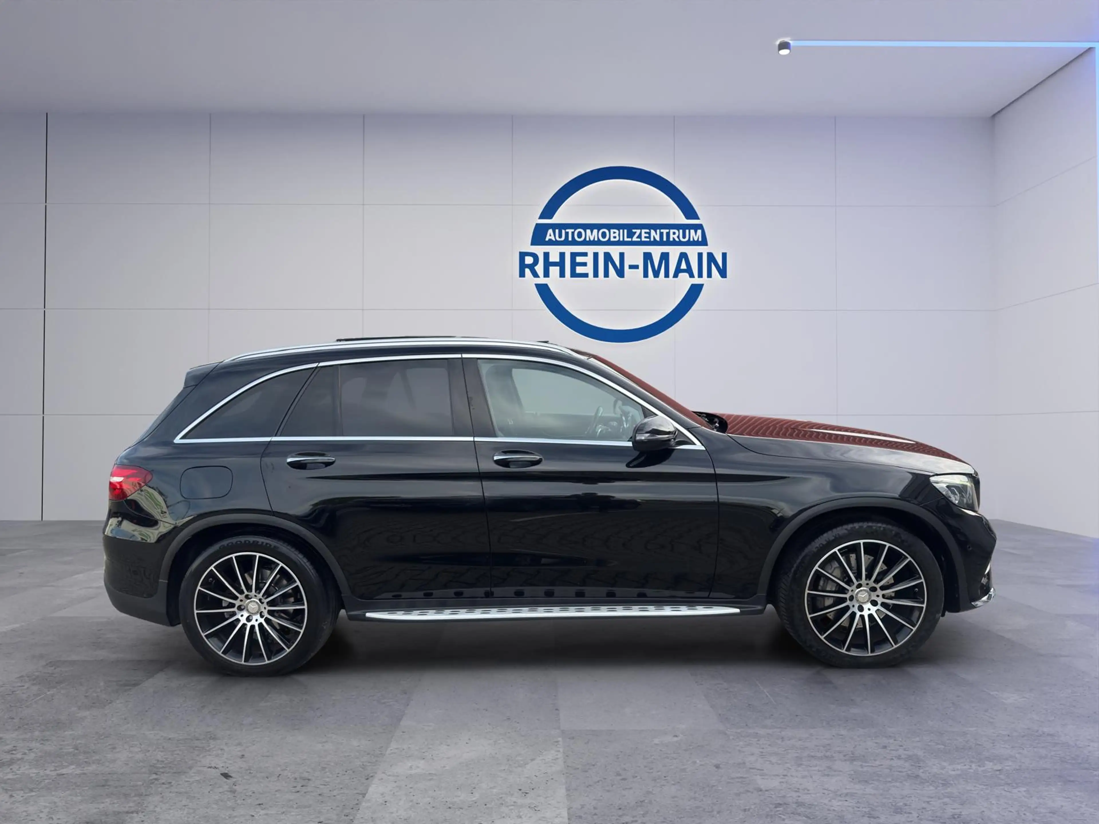 Mercedes-Benz GLC 250 d 4Matic 2xAMG*20´´* ASSIST*PANO*BURMEISTER — photo 6