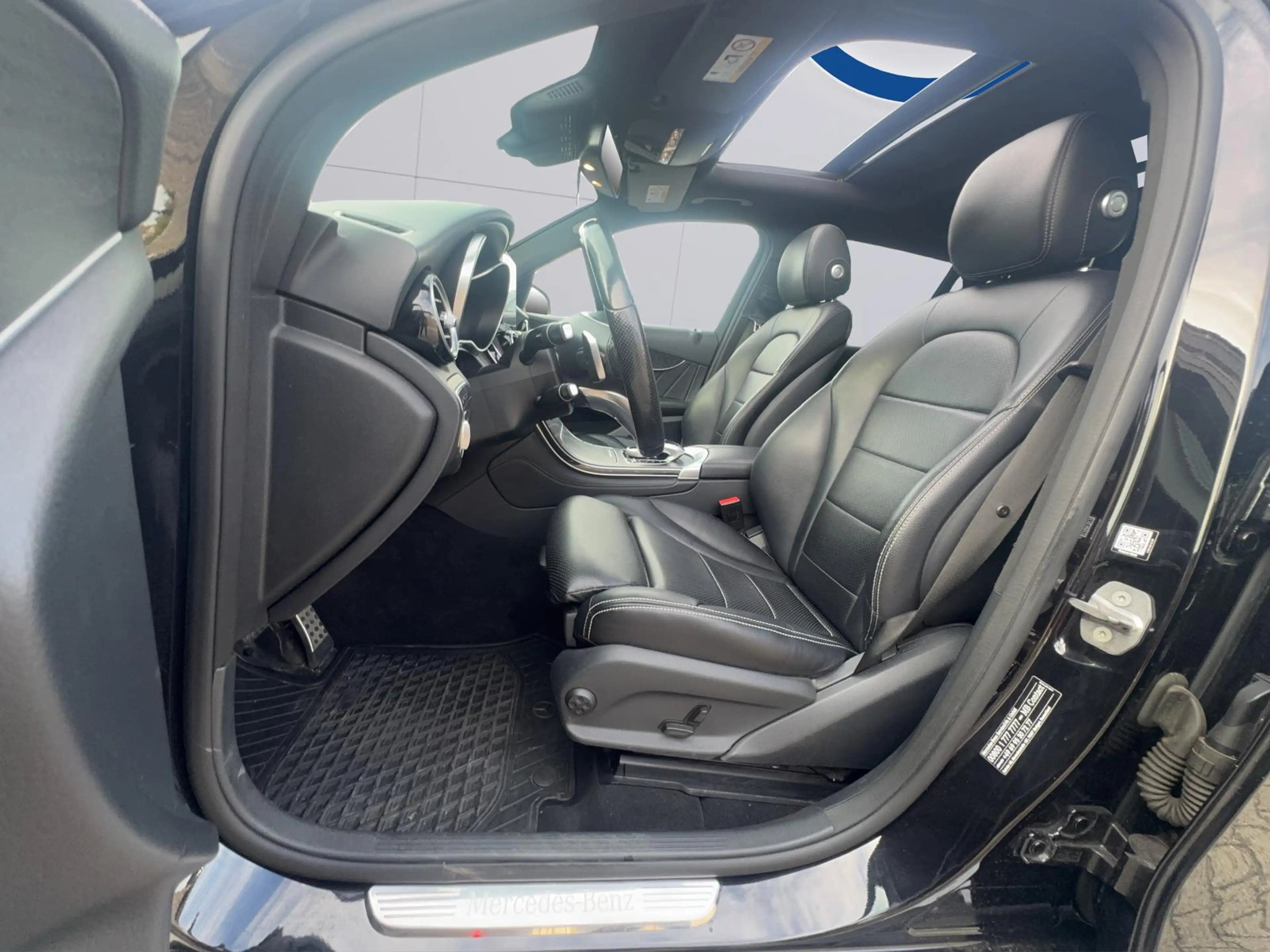 Mercedes-Benz GLC 250 d 4Matic 2xAMG*20´´* ASSIST*PANO*BURMEISTER — photo 15