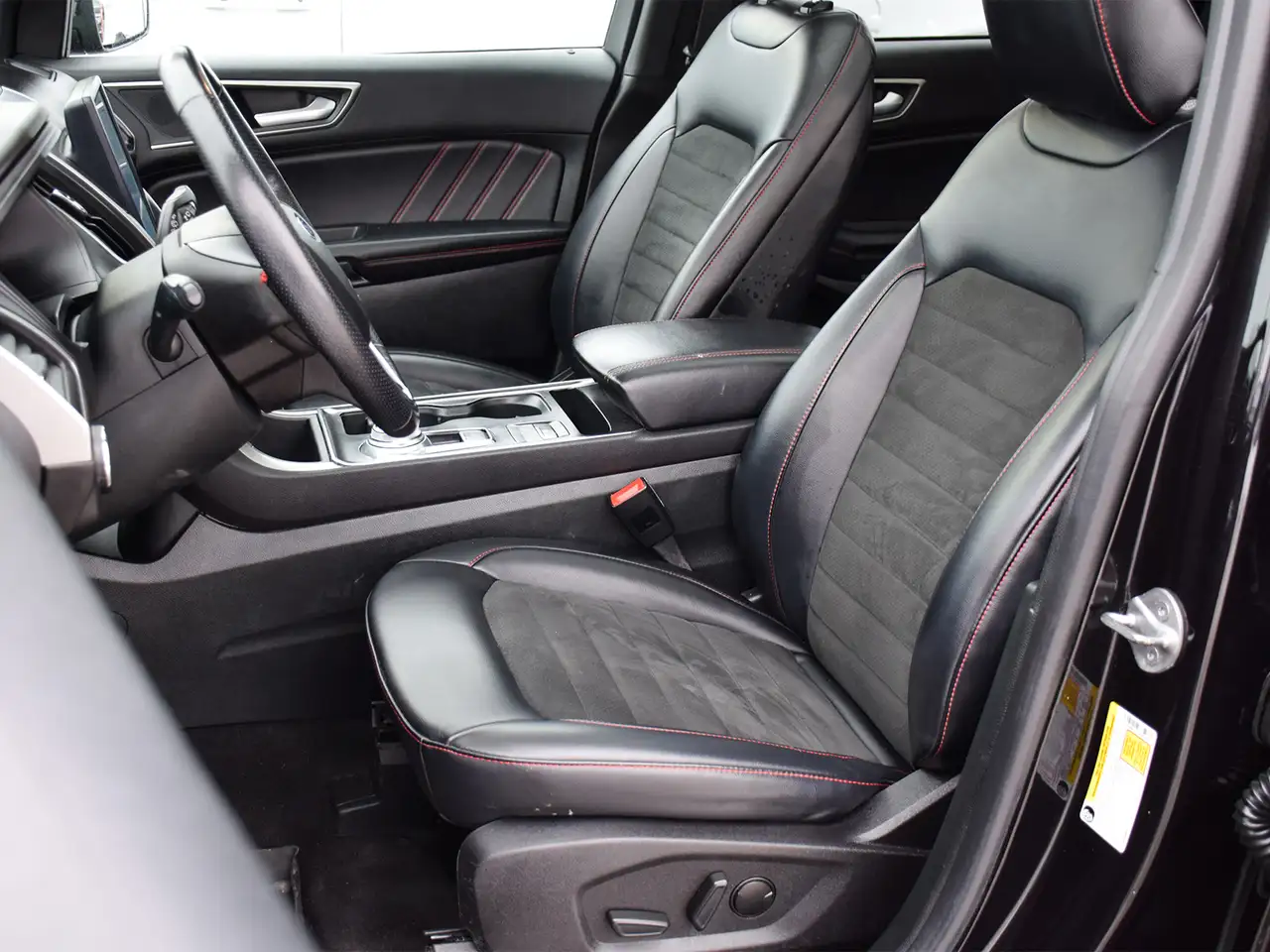 Ford Edge снимка Ford Edge