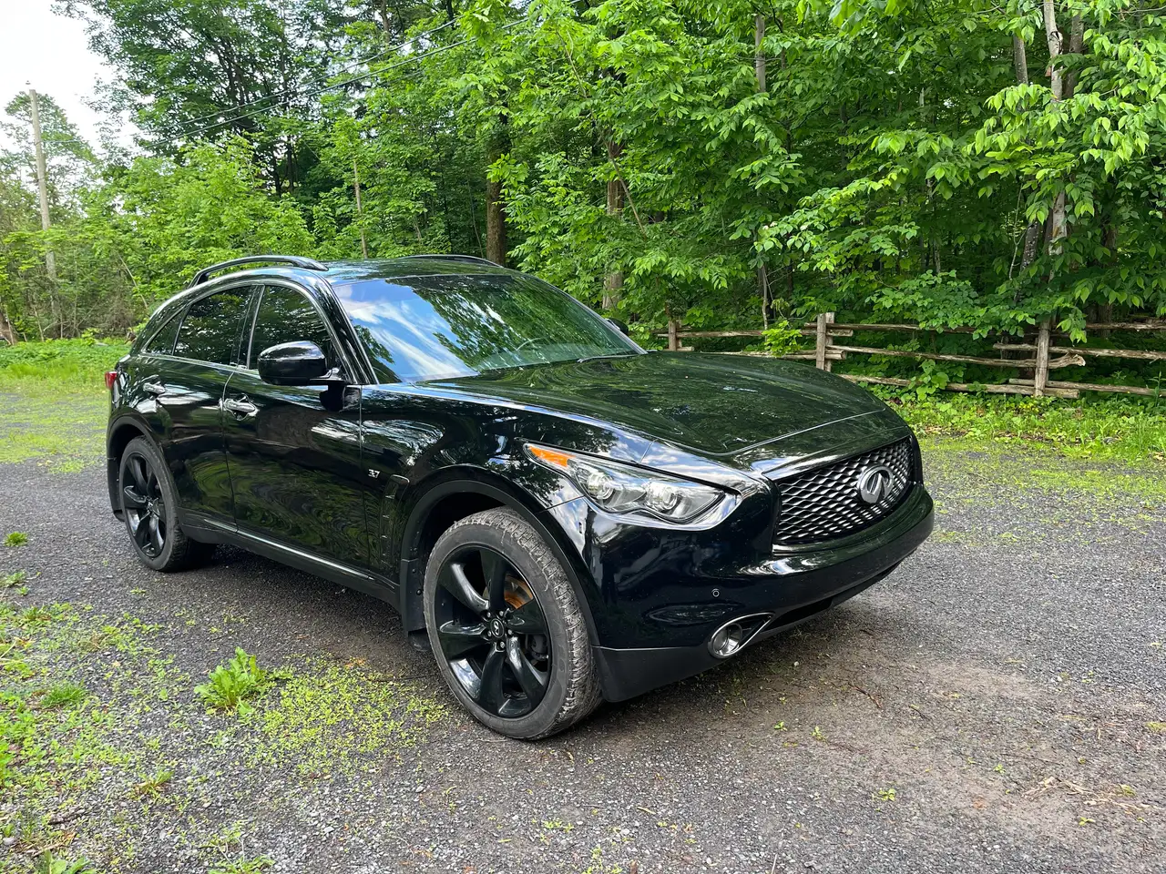 2017 Infiniti QX70