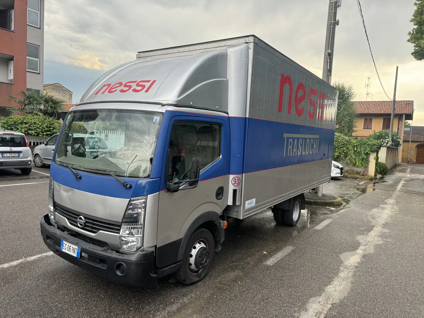 Nissan Cabstar - 2