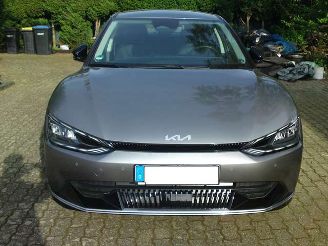 Kia EV6 KIA EV6 AWD + V2L + WP + Paket 1 in TOP Zustand