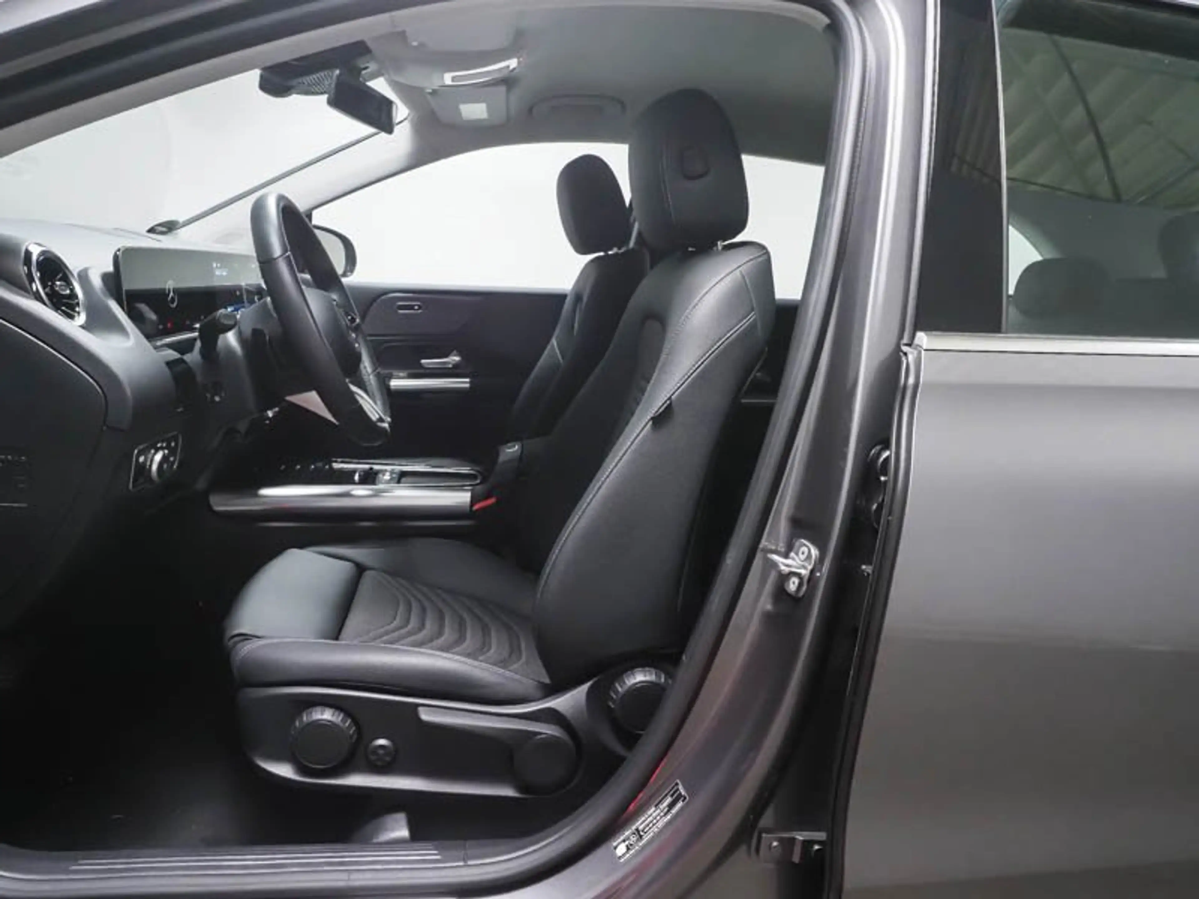 Mercedes-Benz B 180 Progressive ADVANCED+AHK+WINTER-/LICHTPAK+ — photo 5
