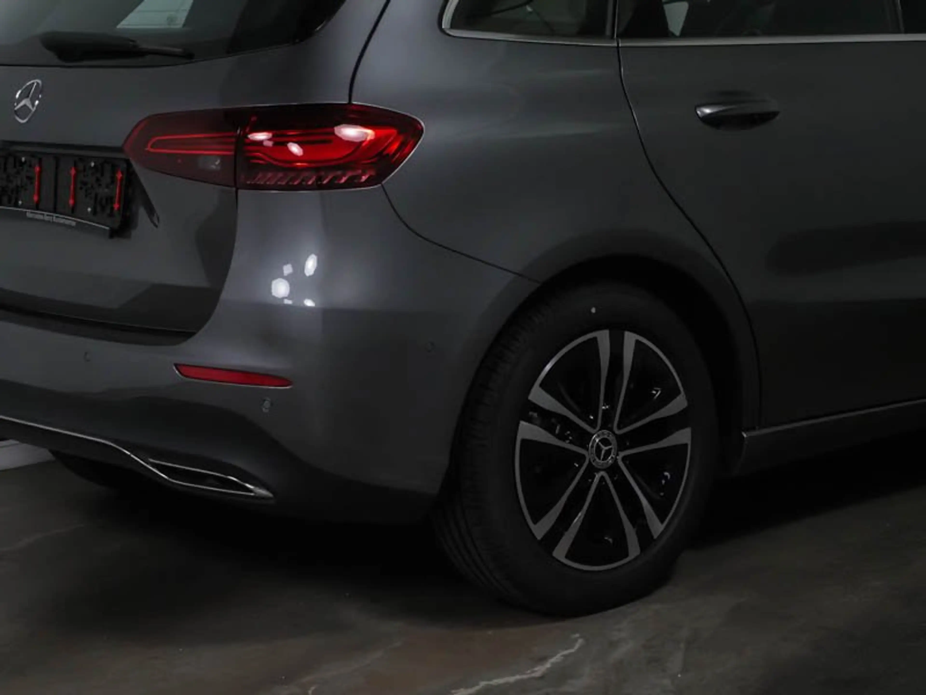 Mercedes-Benz B 180 Progressive ADVANCED+AHK+WINTER-/LICHTPAK+ — photo 4