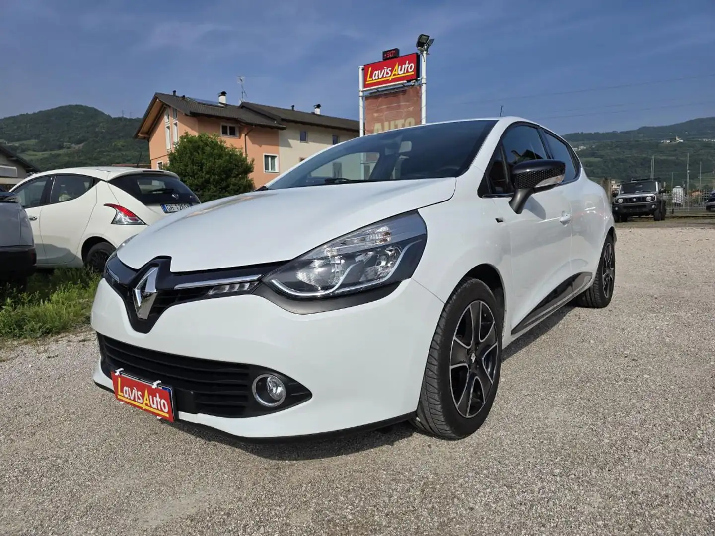 Renault Clio dCi 8V 75 CV Start&Stop 5 porte Energy Duel Bianco - 2