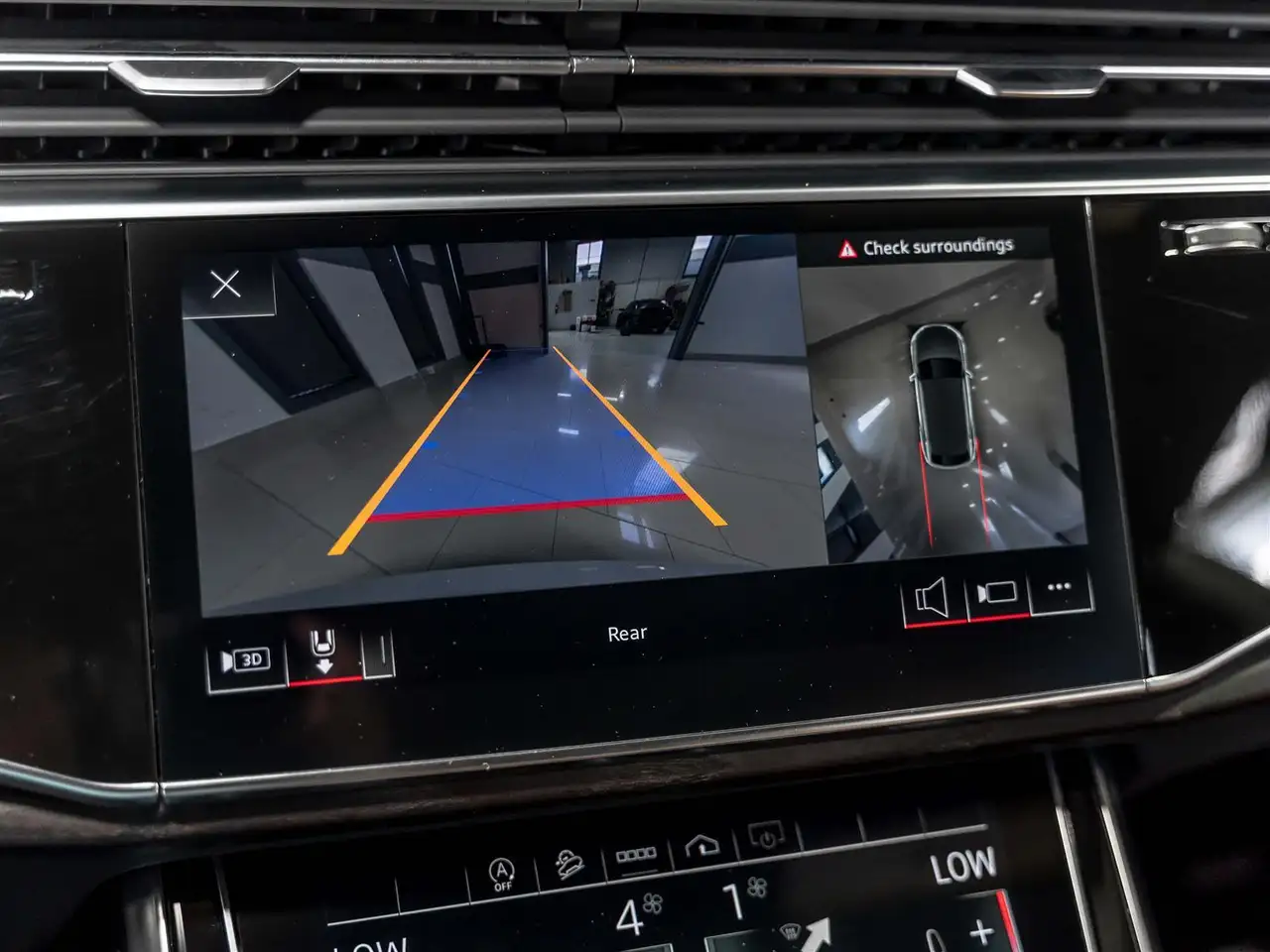 Audi Q8 снимка Audi Q8