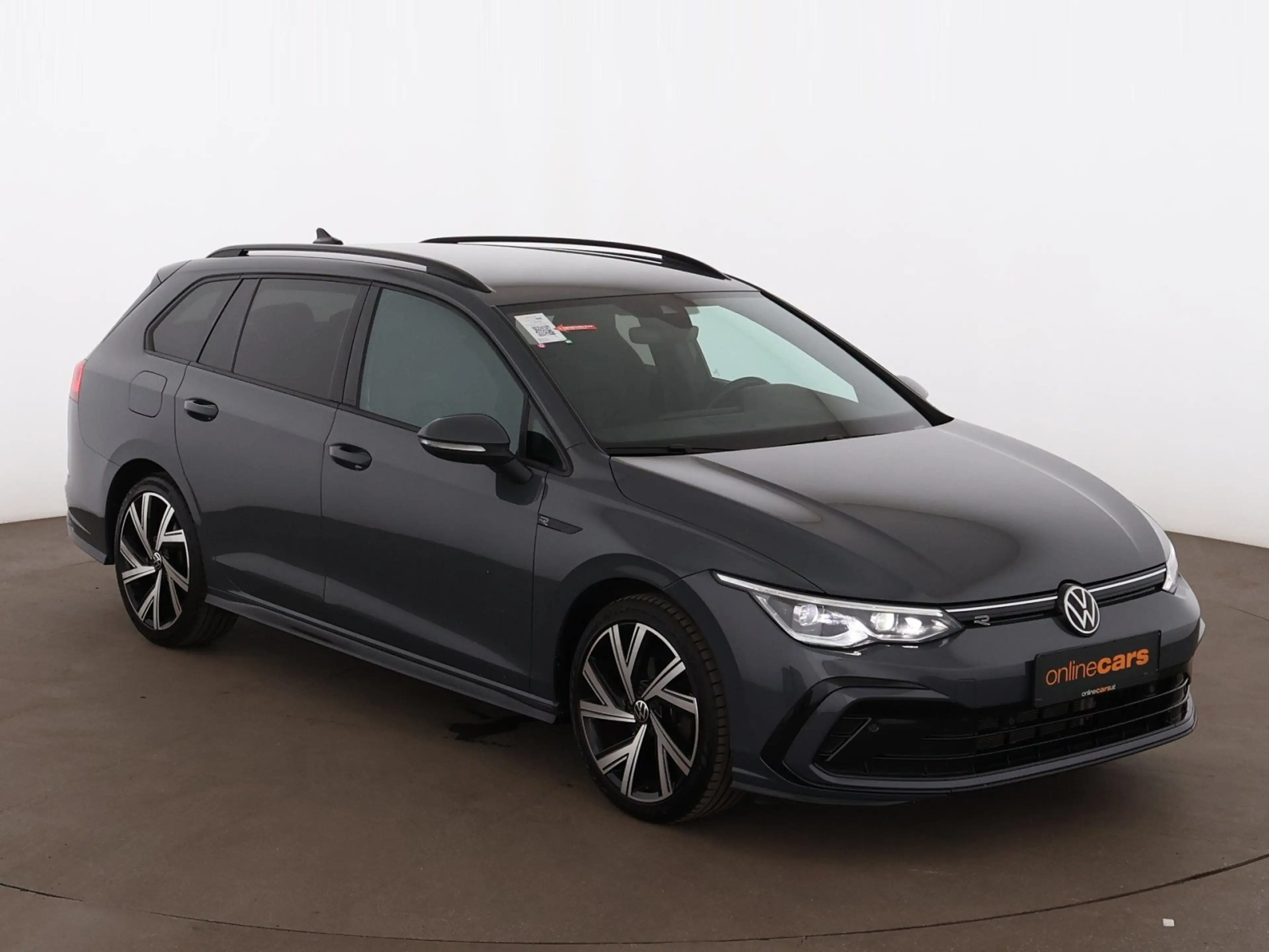 Volkswagen Golf Variant Golf VIII Variant 1.5 TSI R-Line MATRIX RADAR NAV — photo 5