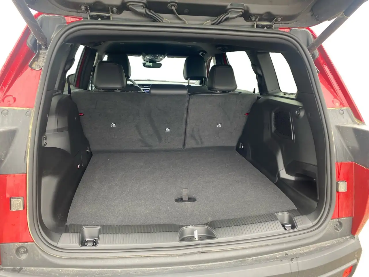 Jeep Cherokee снимка Jeep Cherokee