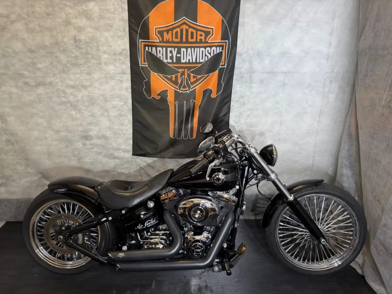 Harley-Davidson Breakout