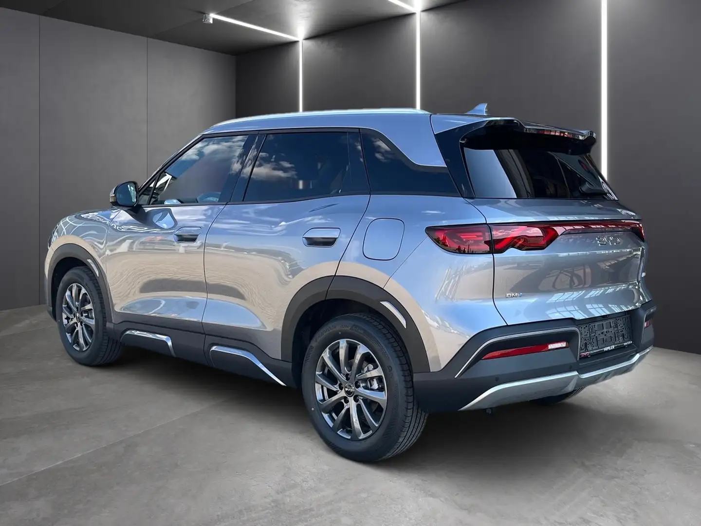 BYD Atto 2 DM-i Boost Grau - 2