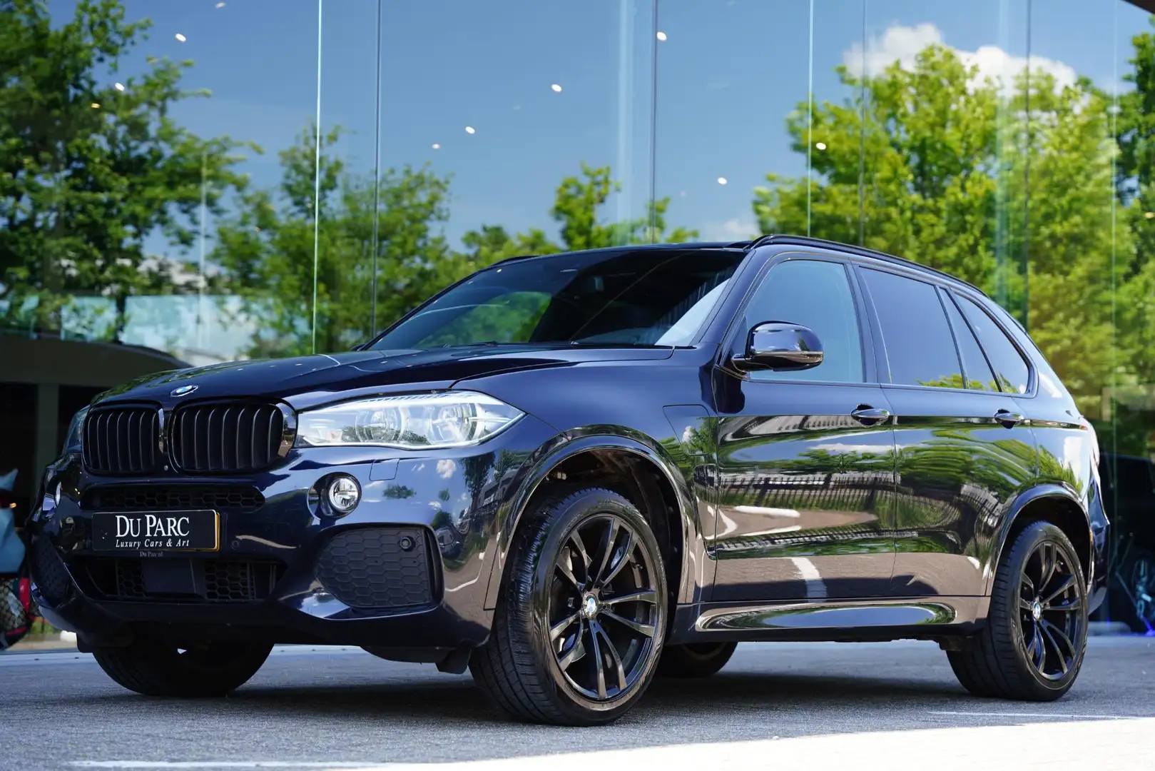 BMW X5 X-Drive E Performance Zwart - 1