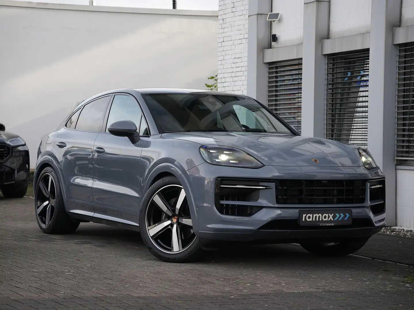 Porsche Cayenne Cayenne Coupe SPORTDESIGN-LUFTF.-PANO-LEDER BEIGE Gris - 1