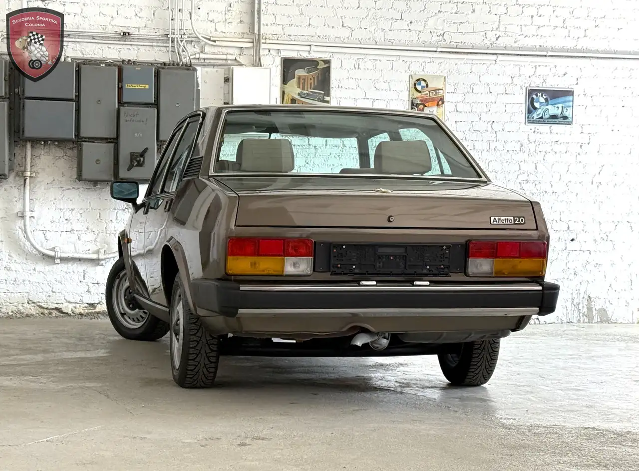 Alfa Romeo Alfetta 2.0, foto 11