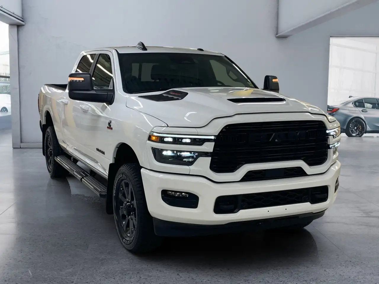 RAM 3500 снимка RAM 3500