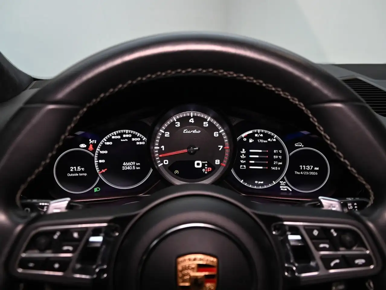 Porsche Cayenne снимка Porsche Cayenne