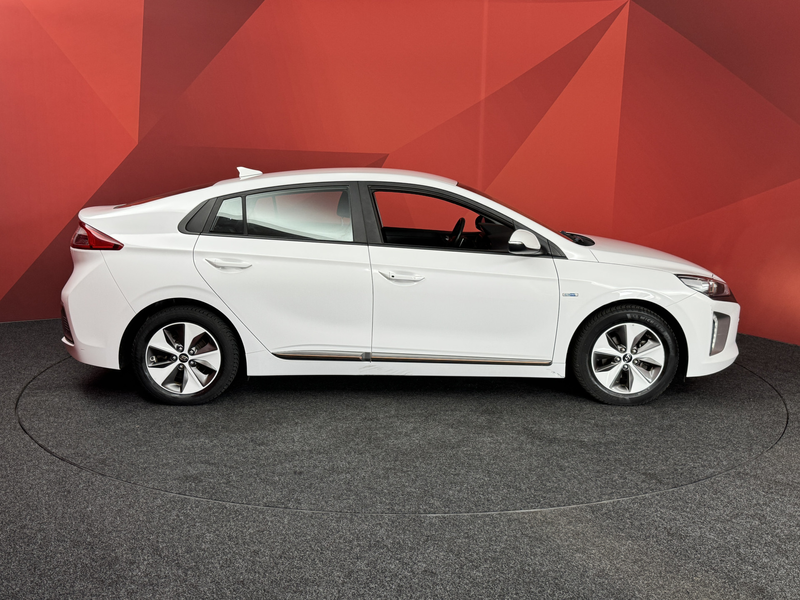 Hyundai IONIQ Comfort EV SOH 87,6% | Nieuw Binnen! | Navi | Clim — photo 8