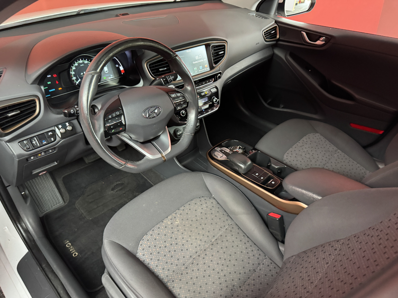 Hyundai IONIQ Comfort EV SOH 87,6% | Nieuw Binnen! | Navi | Clim — photo 11