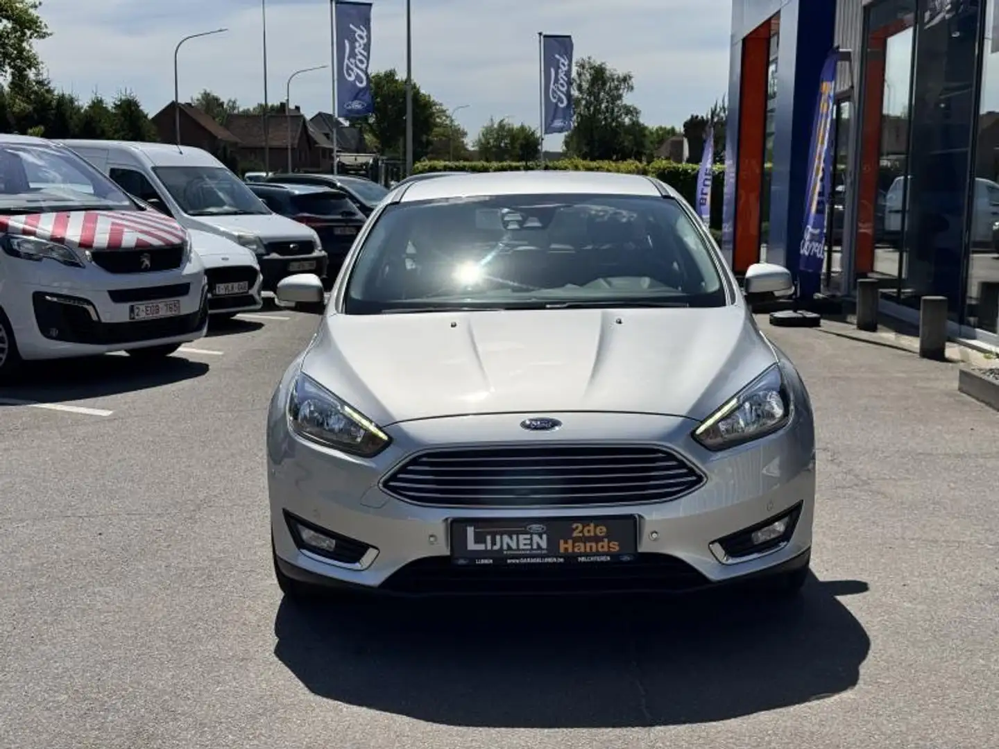 Ford Focus CLIPPER TITANIUM 1.0i ECOBOOST Zilver - 2