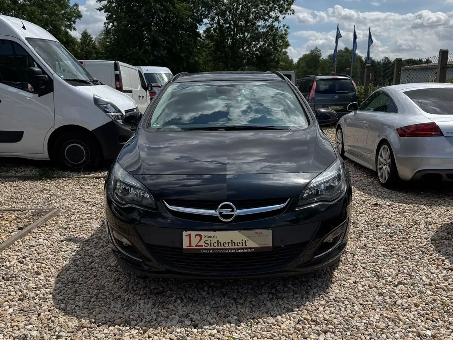 Opel Astra J Sports Tourer Active*HU/AU+Service Neu* Schwarz - 2