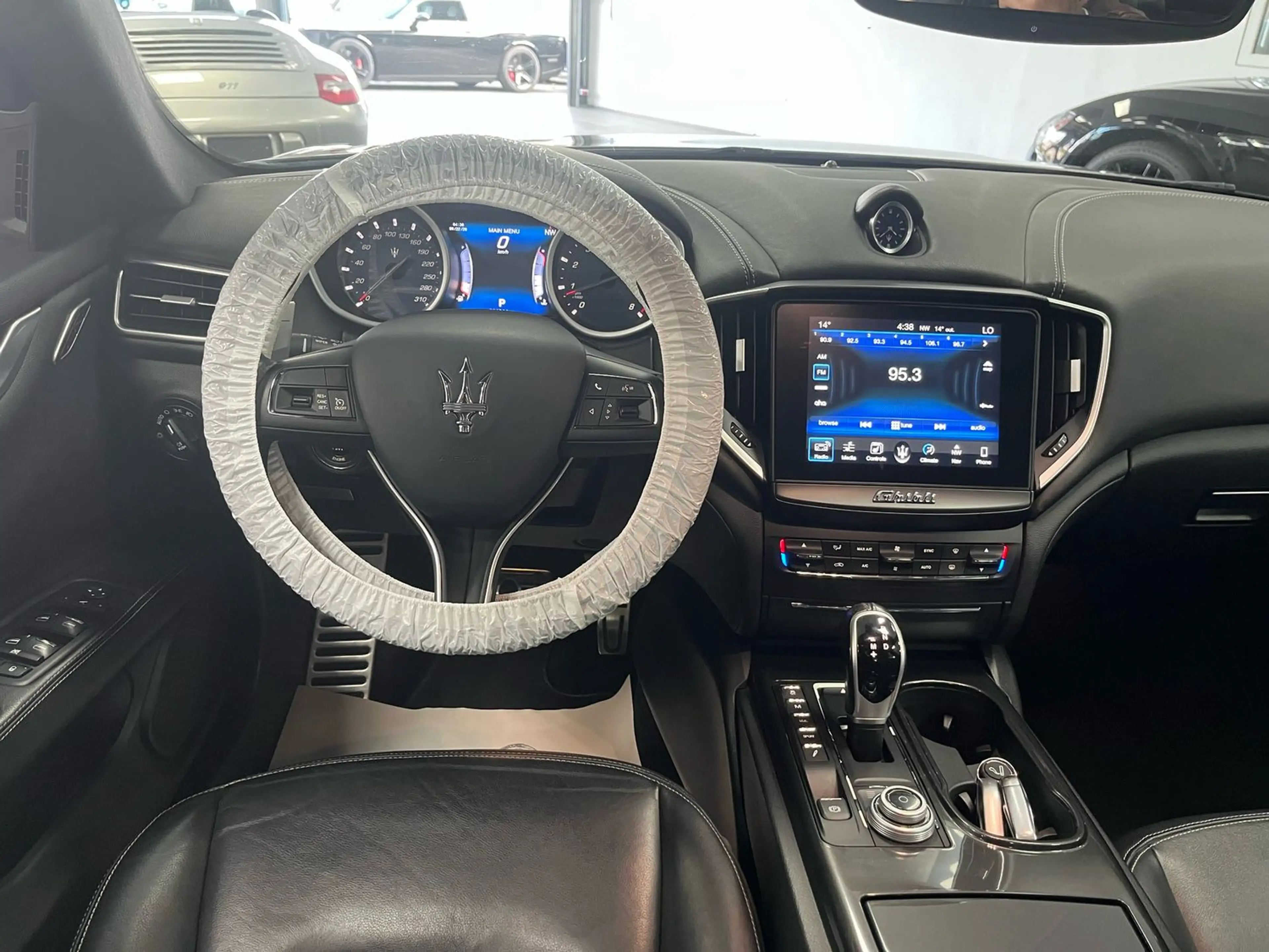 Maserati Ghibli S 3,0l V6 Klappenauspuff/Memory/SHZ/LED — photo 15