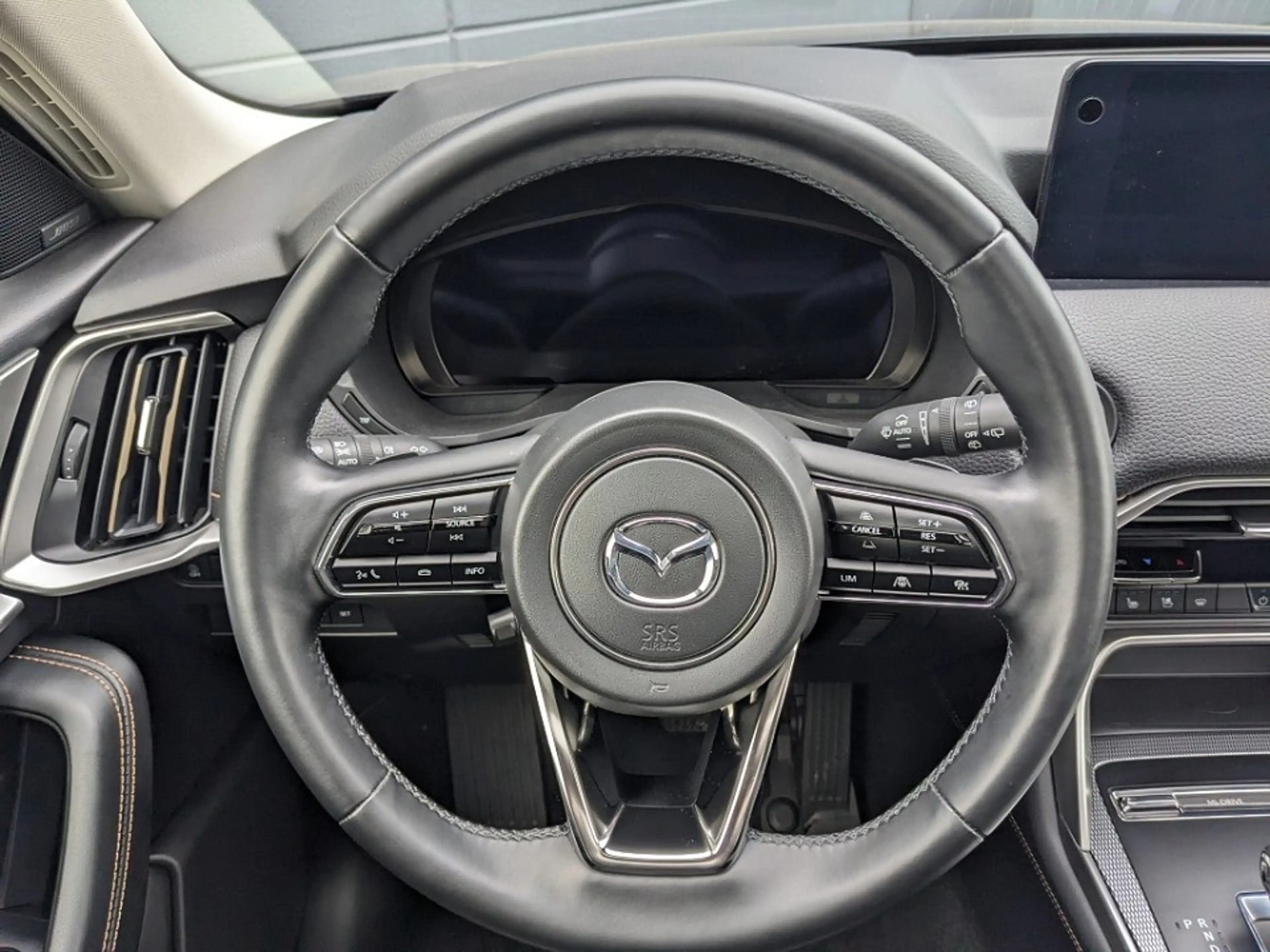 Mazda CX-60 3.3l (254PS) AWD Homura alle Pakete Panodach 360° — photo 12