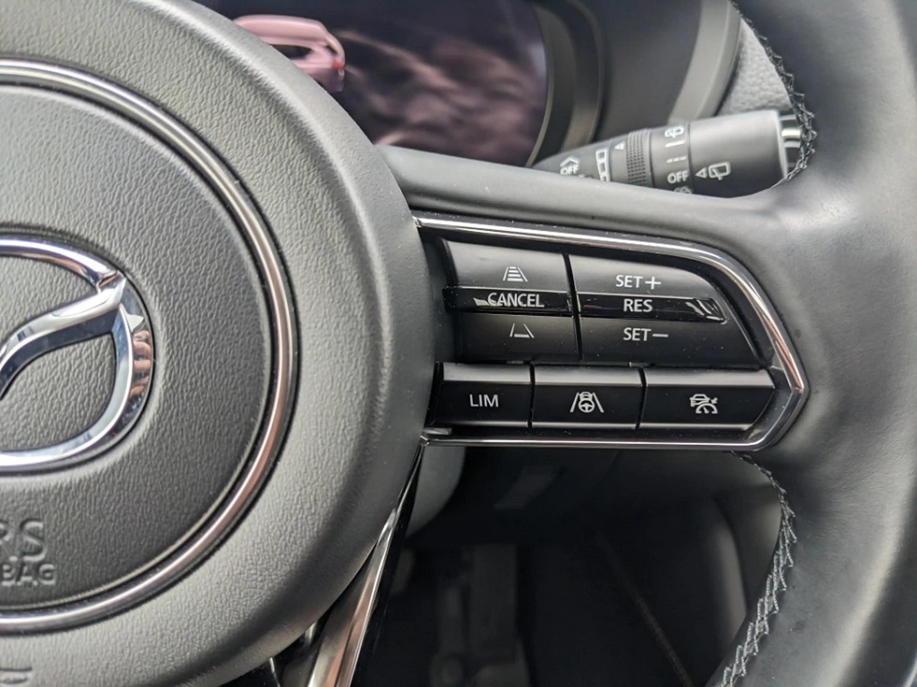 Mazda CX-60 3.3l (254PS) AWD Homura alle Pakete Panodach 360° — photo 15